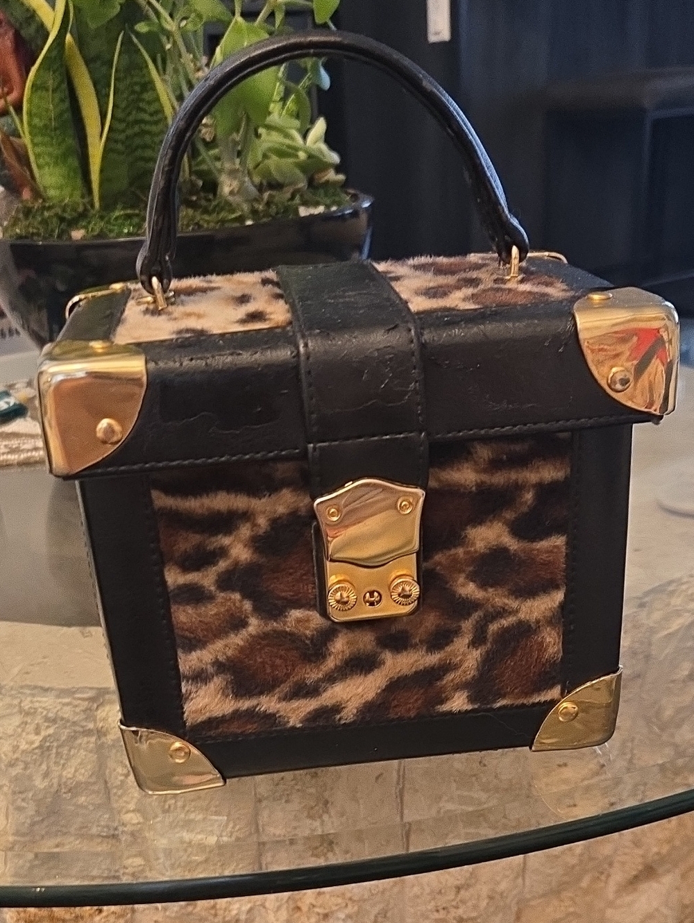 💋 Y2K Iconic Leopard Print Trunk Bag – The Ultimate McBling Aesthetic!